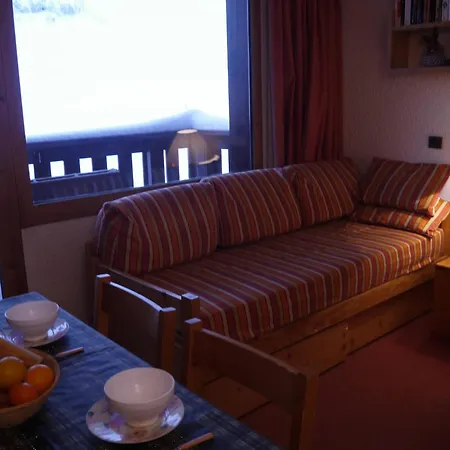 A Meribel, Au Pied Des Pistes, Avec Balcon Et Casier A Skis - Fr-1-355-137 Apartment